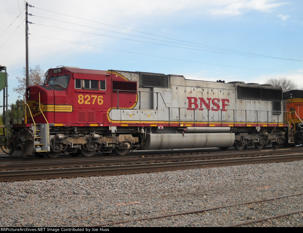 BNSF 8276